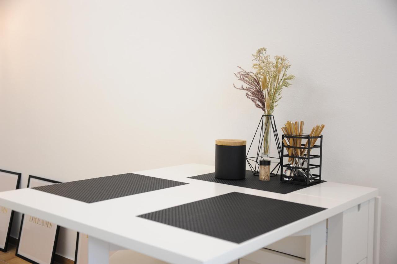Studio-Apartment Kontaktloser Check-In ميكنبورن المظهر الخارجي الصورة