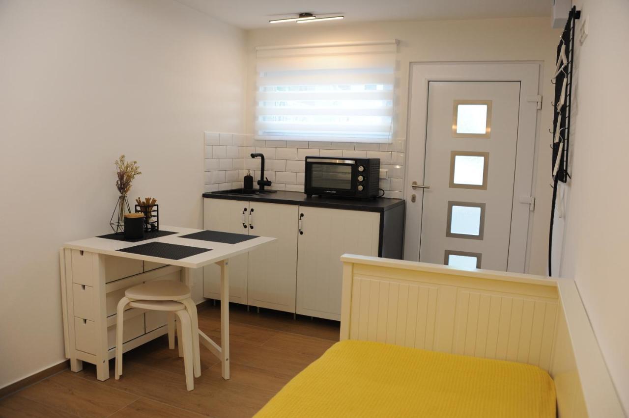 Studio-Apartment Kontaktloser Check-In ميكنبورن المظهر الخارجي الصورة