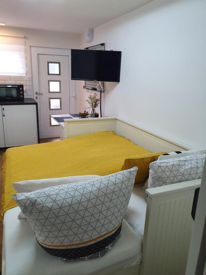 Studio-Apartment Kontaktloser Check-In ميكنبورن المظهر الخارجي الصورة